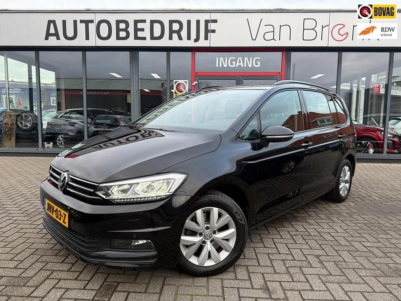Zwart Gebruikt 2018 VW Touran Highline MPV | € 19.450 (Goede deal) - Afbeelding 1/4