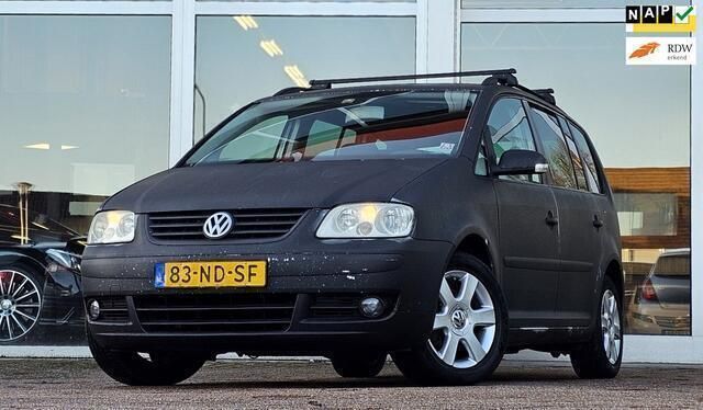 Zwart Gebruikt 2003 VW Touran Trendline MPV | € 1.194 (Eerlijke prijs) - Afbeelding 1/4