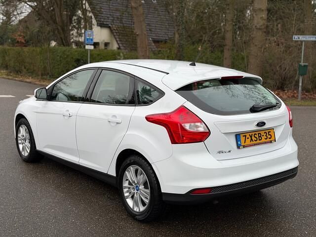 Occasion Ford Focus 105 PK (77 kW) 2011 Wit (metallic) Hatchback