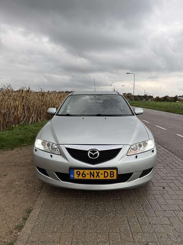 Grijs Gebruikt 2004 Mazda 6 Sedan | € 3.000 (Duur) - Afbeelding 1/4
