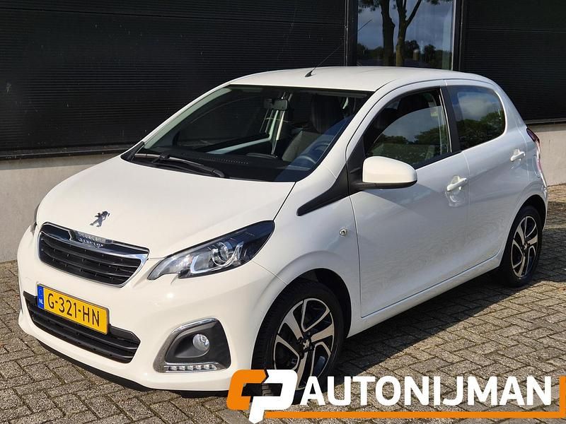 Wit Gebruikt 2019 Peugeot 108 Allure Hatchback | € 9.255 (Eerlijke prijs) - Afbeelding 1/3