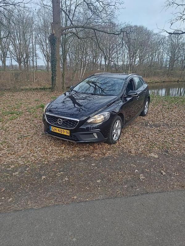 Gebruikt 2015 Volvo V40 CC Momentum Stationwagen | € 12.450 (Goede deal) - Afbeelding 1/4