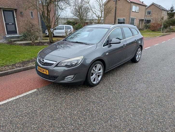 Occasion Opel Astra 179 PK (131 kW) 2011 Stationwagen