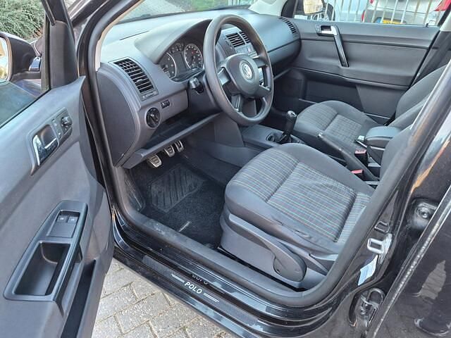 Occasion VW Polo Comfortline 75 PK (55 kW) 2005 Zwart Hatchback