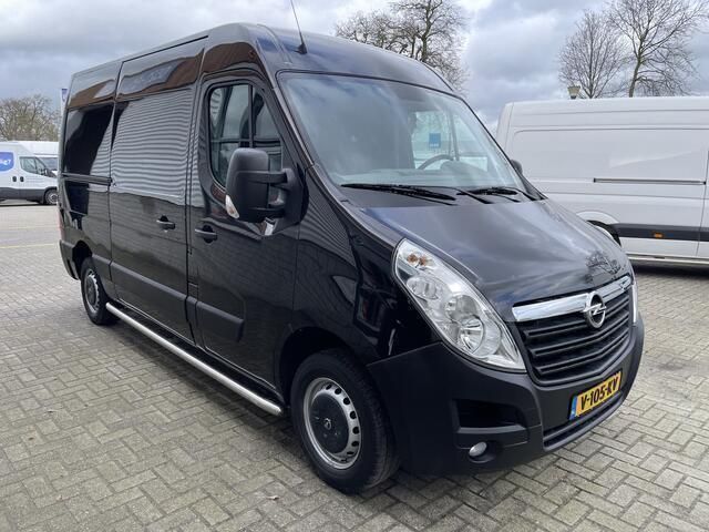 Occasion Opel Movano 131 PK (96 kW) 2018 Zwart Van