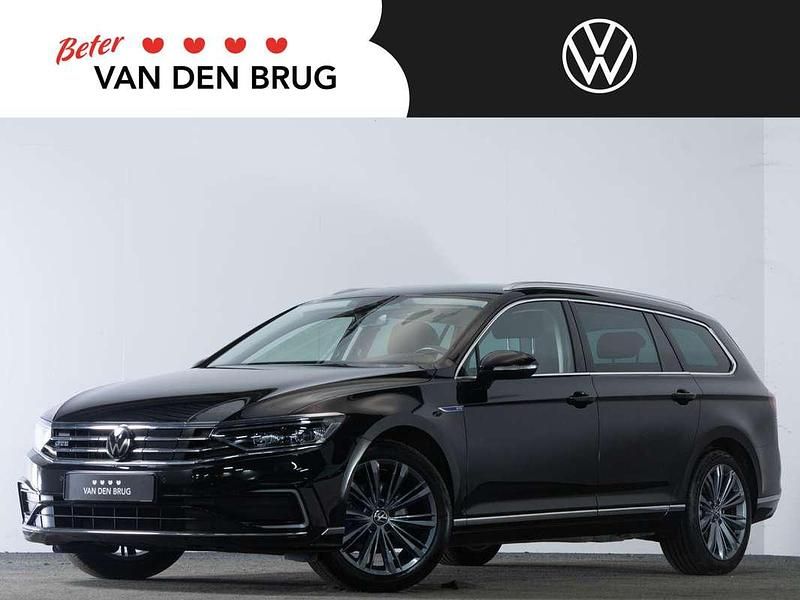 Occasion VW Passat Business 218 PK (160 kW) 2022 Zwart Sedan