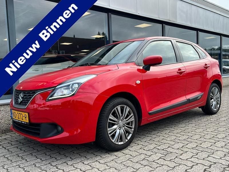 Rood Gebruikt 2017 Suzuki Baleno Hatchback | € 10.345 (Goede deal) - Afbeelding 1/4