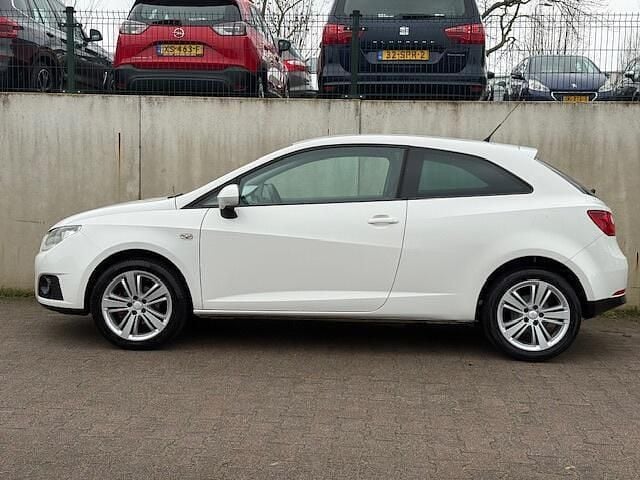 Occasion Seat Ibiza SC 86 PK (63 kW) 2010 Wit Hatchback