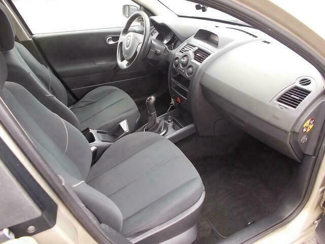 Occasion Renault Mégane GrandTour Authentique 98 PK (72 kW) 2006 Beige Stationwagen