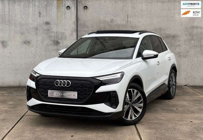 Wit, metallic lak Gebruikt 2021 Audi Q4 e-tron Advanced Plus SUV | € 34.950 (Eerlijke prijs) - Afbeelding 1/4