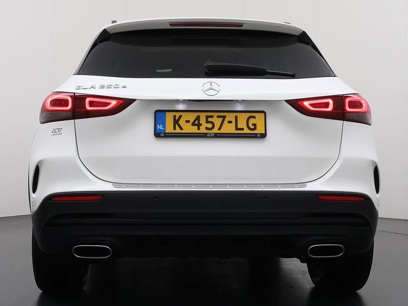 Occasion Mercedes GLA250 Business 218 PK (160 kW) 2021 Wit SUV