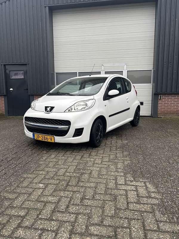 Occasion Peugeot 107 68 PK (50 kW) 2010 Wit Hatchback