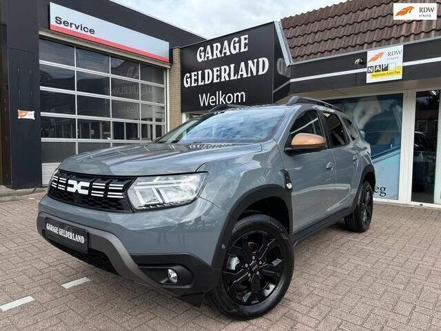 Grijs Gebruikt 2024 Dacia Duster Journey SUV | € 29.200 (Eerlijke prijs) - Afbeelding 1/4