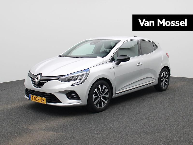 Grijs Gebruikt 2023 Renault Clio V Techno Hatchback | € 18.935 (Iets duurder) - Afbeelding 1/4