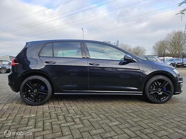 Occasion VW Golf VII GTE 150 PK (110 kW) 2015 Zwart Hatchback