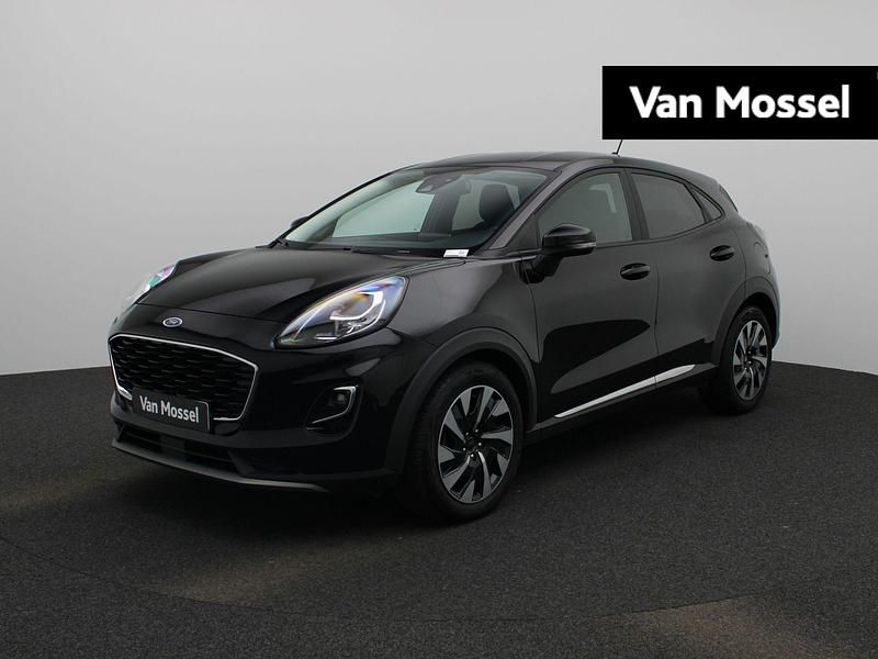Zwart Gebruikt 2023 Ford Puma Titanium SUV | € 24.895 (Eerlijke prijs) - Afbeelding 1/4