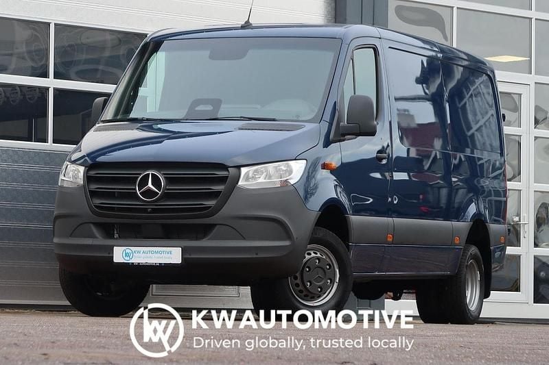 Nieuw Mercedes Sprinter 190 PK (139 kW) 2025 Blauw Van