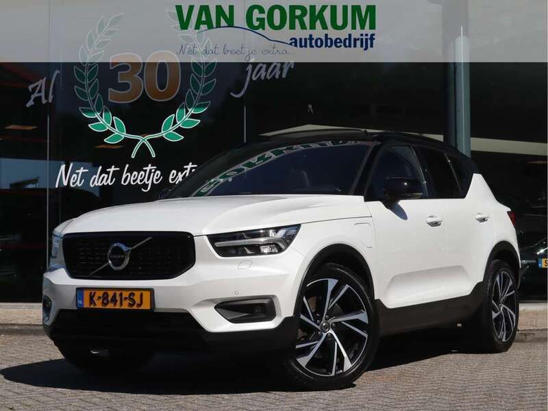 Wit Gebruikt 2021 Volvo XC40 R-Design SUV | € 29.950 (Duur) - Afbeelding 1/4