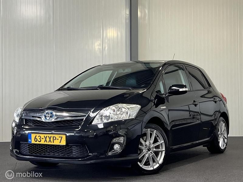 Zwart Gebruikt 2012 Toyota Auris Executive Hatchback | € 9.445 (Eerlijke prijs) - Afbeelding 1/4