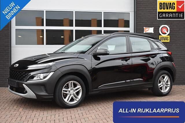 Zwart Gebruikt 2021 Hyundai Kona Comfort SUV | € 17.840 (Goede deal) - Afbeelding 1/4