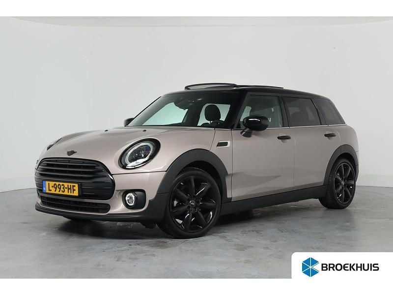 Grijs Gebruikt 2021 Mini Cooper Clubman Classic Stationwagen | € 26.895 (Eerlijke prijs) - Afbeelding 1/4