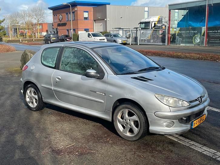 Occasion Peugeot 206 CC 108 PK (79 kW) 2003 Cabriolet