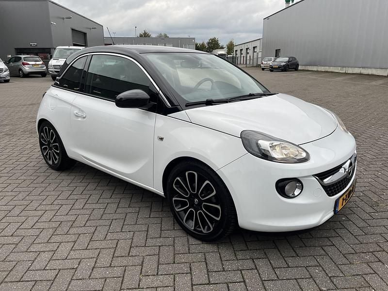Hatchback Gebruikt 2014 Opel Adam Glam Hatchback | € 7.450 (Eerlijke prijs) - Afbeelding 1/4