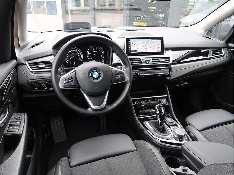 Occasion BMW 218 Active Tourer Executive 141 PK (103 kW) 2019 Grijs MPV