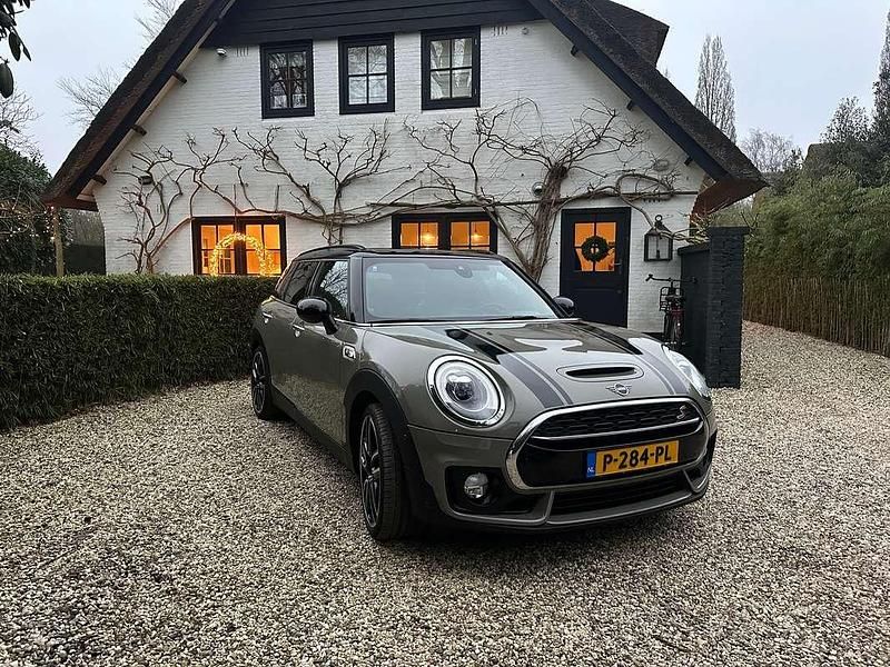 Groen Gebruikt 2019 Mini Cooper S Clubman Stationwagen | € 24.999 (Eerlijke prijs) - Afbeelding 1/4