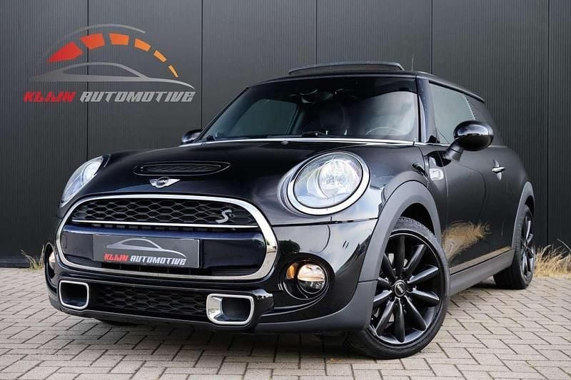 Zwart Gebruikt 2017 Mini Cooper S Chili Hatchback | € 19.450 (Duur) - Afbeelding 1/4