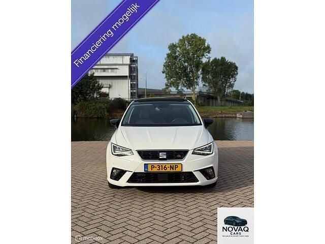 Wit Gebruikt 2018 Seat Ibiza FR Hatchback | € 11.499 (Goede deal) - Afbeelding 1/4