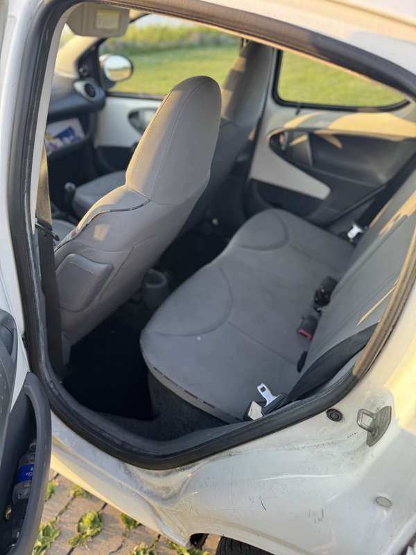 Wit Gebruikt 2010 Citroën C1 Hatchback | € 2.600 (Eerlijke prijs) - Afbeelding 1/4