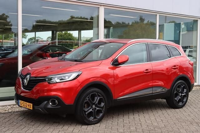 Rood Gebruikt 2018 Renault Kadjar Intens SUV | € 16.950 (Eerlijke prijs) - Afbeelding 1/4