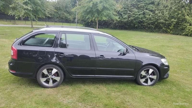 Occasion Skoda Octavia RS 200 PK (147 kW) 2011 Zwart Stationwagen