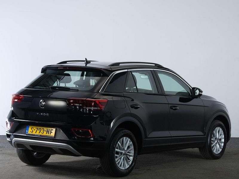 Occasion VW T-Roc Business 150 PK (110 kW) 2023 Zwart SUV