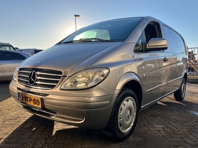 Overige Gebruikt 2009 Mercedes Vito MPV | € 4.500 (Iets duurder) - Afbeelding 1/4