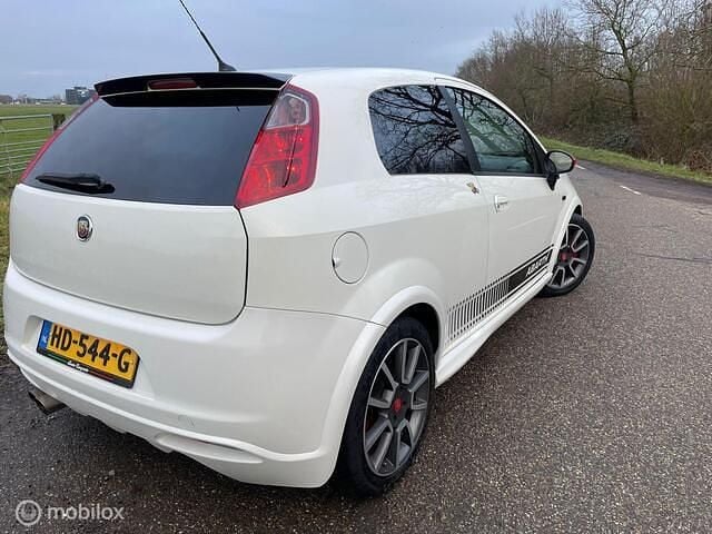 Occasion Fiat Grande Punto Abarth 155 PK (114 kW) 2009 Geel Hatchback