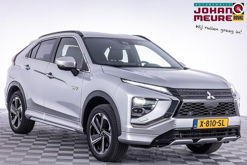 Grijs Gebruikt 2024 Mitsubishi Eclipse Cross SUV | € 29.900 (Eerlijke prijs) - Afbeelding 1/4