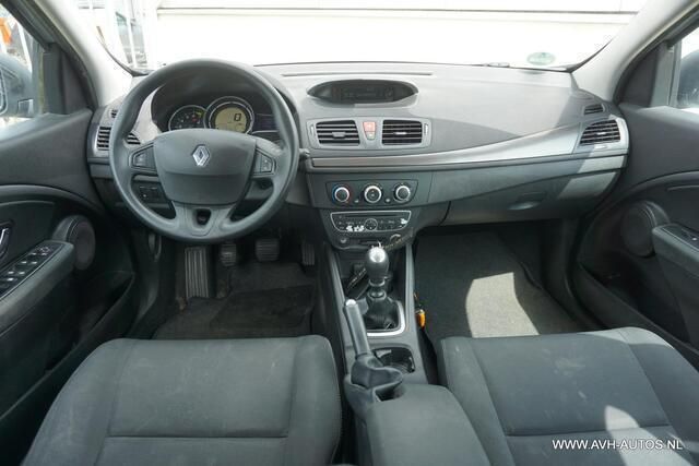 Occasion Renault Mégane GrandTour Expression 131 PK (96 kW) 2009 Grijs Stationwagen