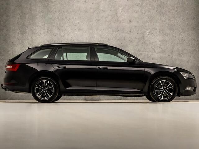 Occasion Skoda Superb Sport 120 PK (88 kW) 2016 Zwart (metallic) Stationwagen
