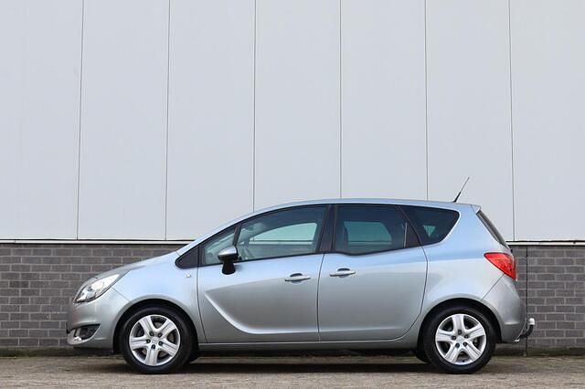 Occasion Opel Meriva Design Edition 140 PK (102 kW) 2014 Grijs MPV