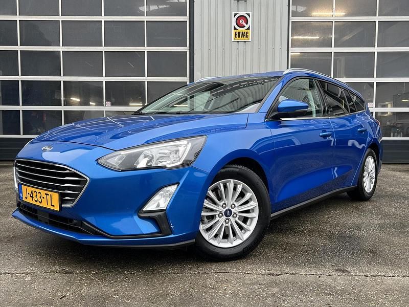 Blauw Occasion 2020 Ford Focus Business Edition Stationwagen | € 11.700 (Super prijs) - Afbeelding 1/4