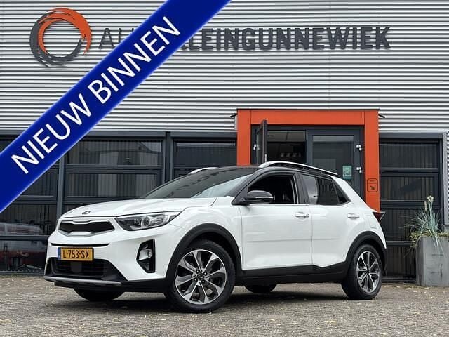 Wit Gebruikt 2018 Kia Stonic SUV | € 14.950 (Eerlijke prijs) - Afbeelding 1/4