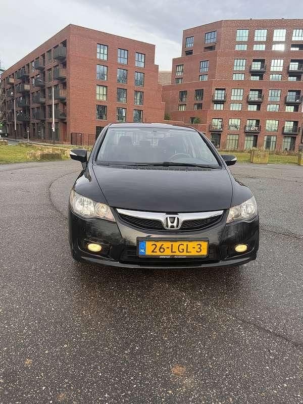 Gebruikt 2010 Honda Civic Elegance Sedan | € 3.200 (Goede deal) - Afbeelding 1/4