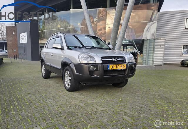 Grijs Gebruikt 2006 Hyundai Tucson Edition SUV | € 3.000 (Eerlijke prijs) - Afbeelding 1/4
