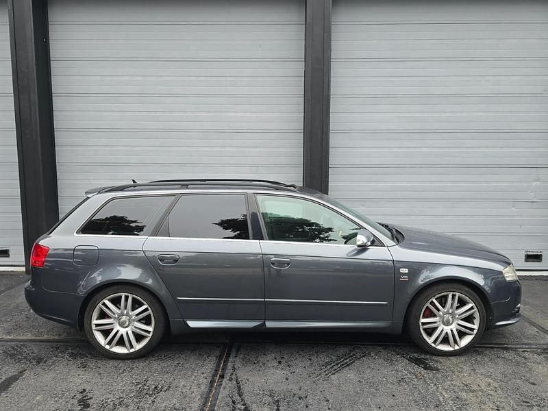 Occasion Audi A4 345 PK (253 kW) 2005 Grijs Stationwagen
