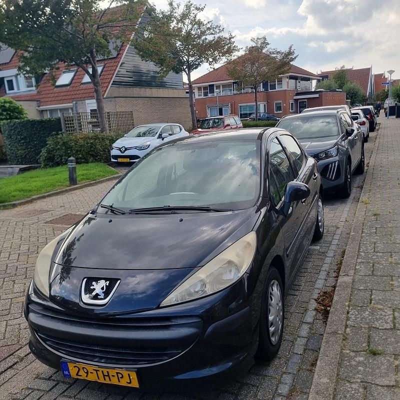 Zwart Occasion 2006 Peugeot 207 Hatchback | € 500 (Super prijs) - Afbeelding 1/4