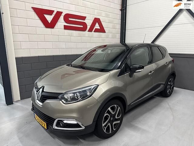 Bruin (metallic) Gebruikt 2013 Renault Captur Dynamique SUV | € 8.490 (Eerlijke prijs) - Afbeelding 1/4