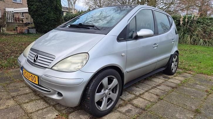 Gebruikt 2001 Mercedes A170 Elegance | € 999 - Afbeelding 1/4