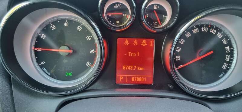Gebruikt 2010 Opel Astra Cosmo Sedan | € 8.800 (Iets duurder) - Afbeelding 1/4